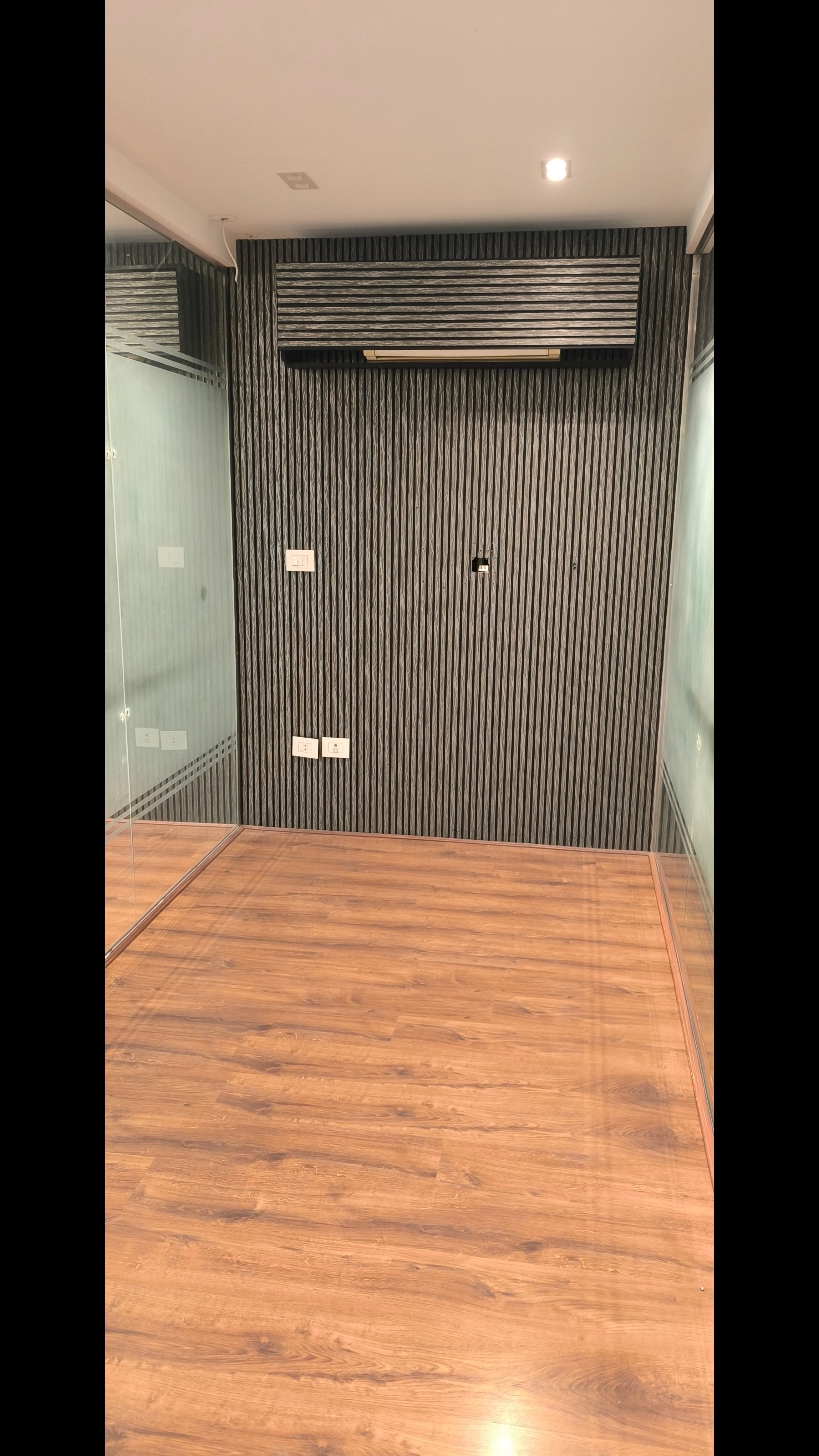 400 sq m administrative office with open views at the Commercial Centre, Fifth Settlement. — 8